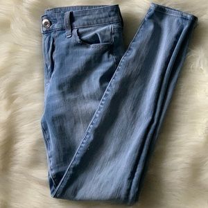 American Eagle Dream Jean